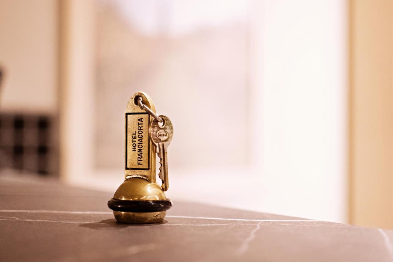 Hotel Franciacorta Paderno Franciacorta Екстер'єр фото